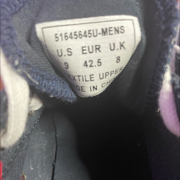 Levi sneakers - Picture 5 of 5